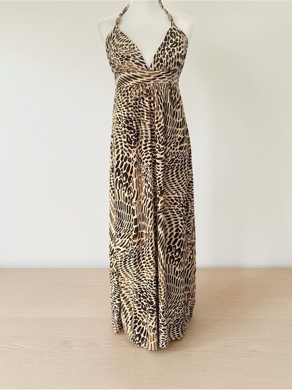 Alyn Paige Leopard Print Halter Maxi Dress Boho Safari Glam Size Small - Picture 3 of 12